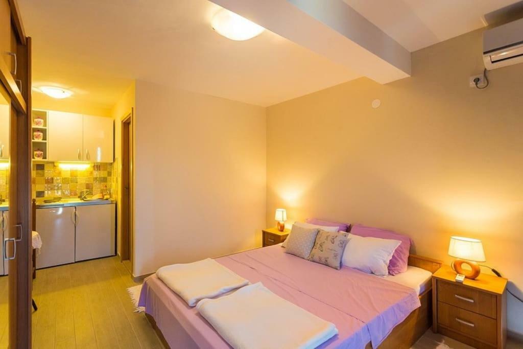 Fresh & Spacious Apartment *